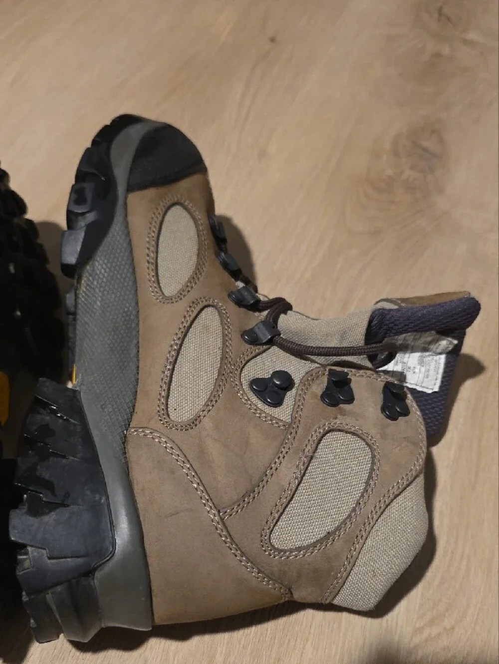 Vintage Merrell Sawtooth Hiking Boots - Walnut Tan